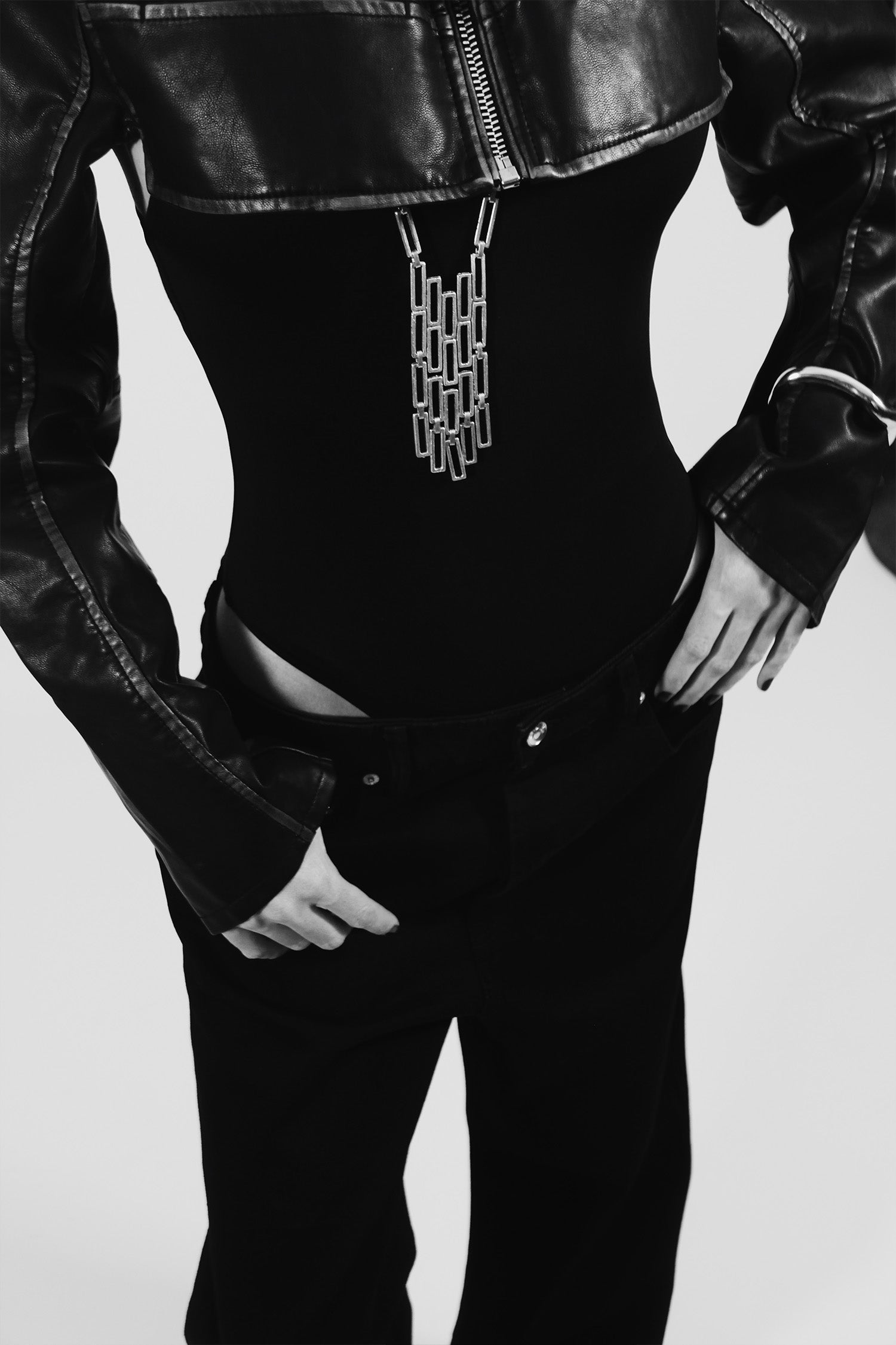 AGATHODAIMON NECKLACE