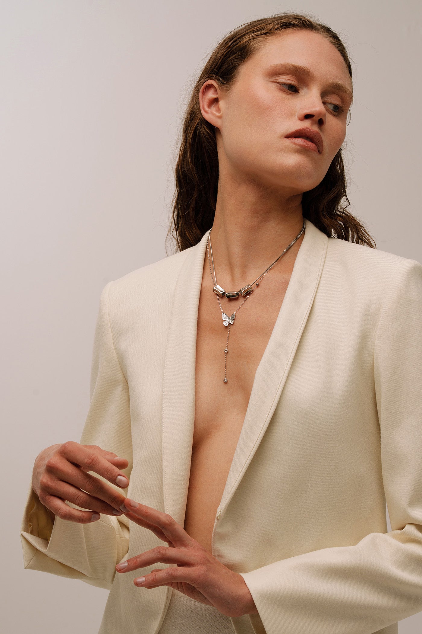 ARDUINNA SILVER NECKLACE