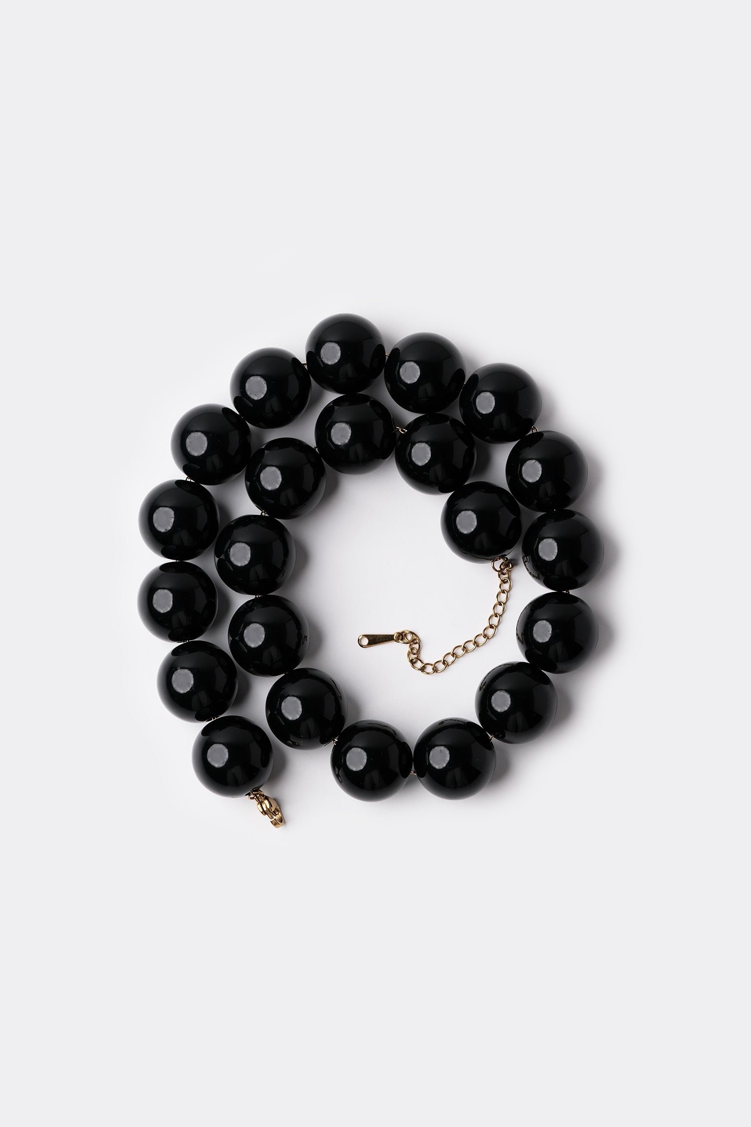 ELIENOR BLACK NECKLACE