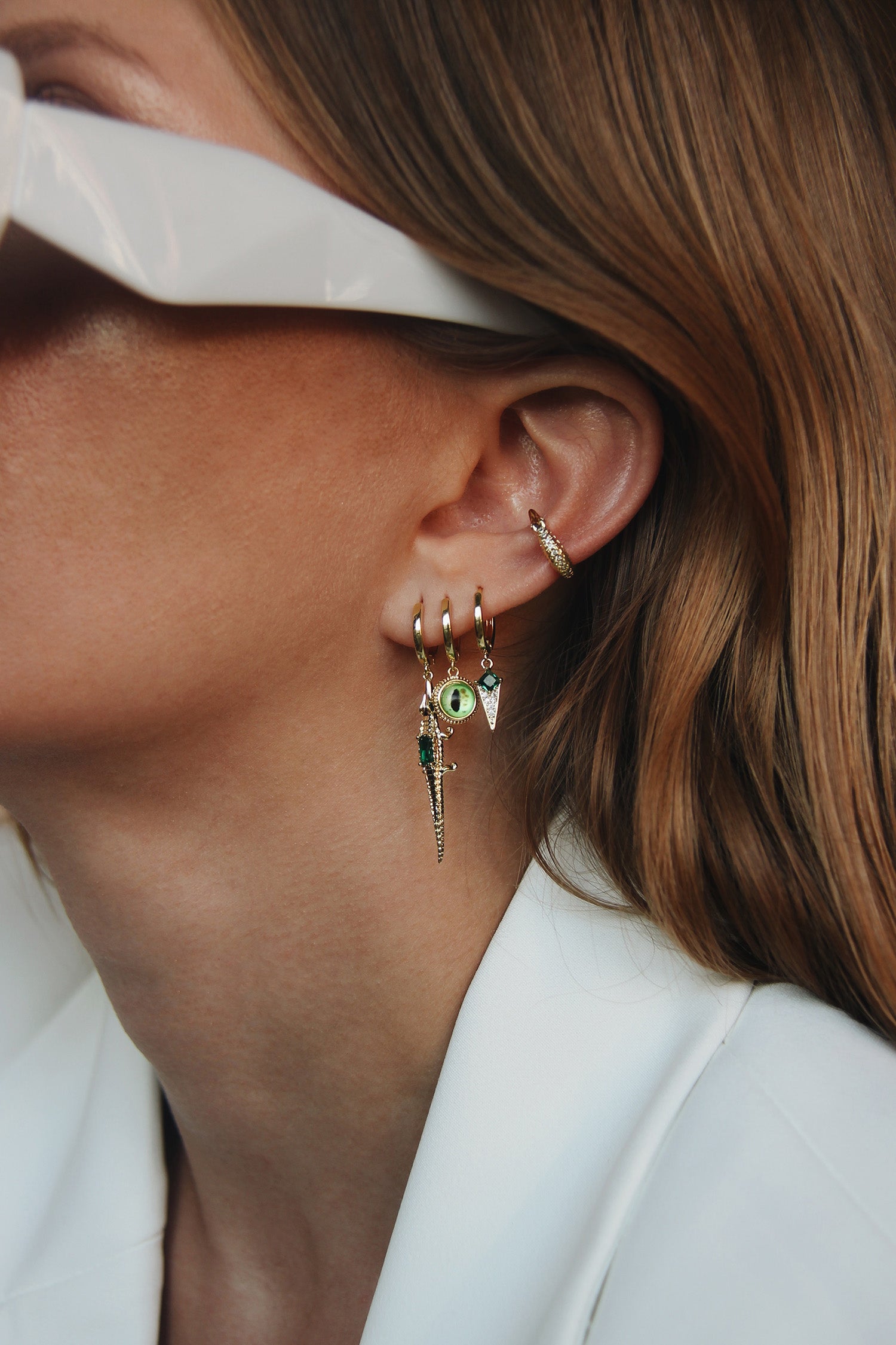 HOENIR GOLD EARRING SET