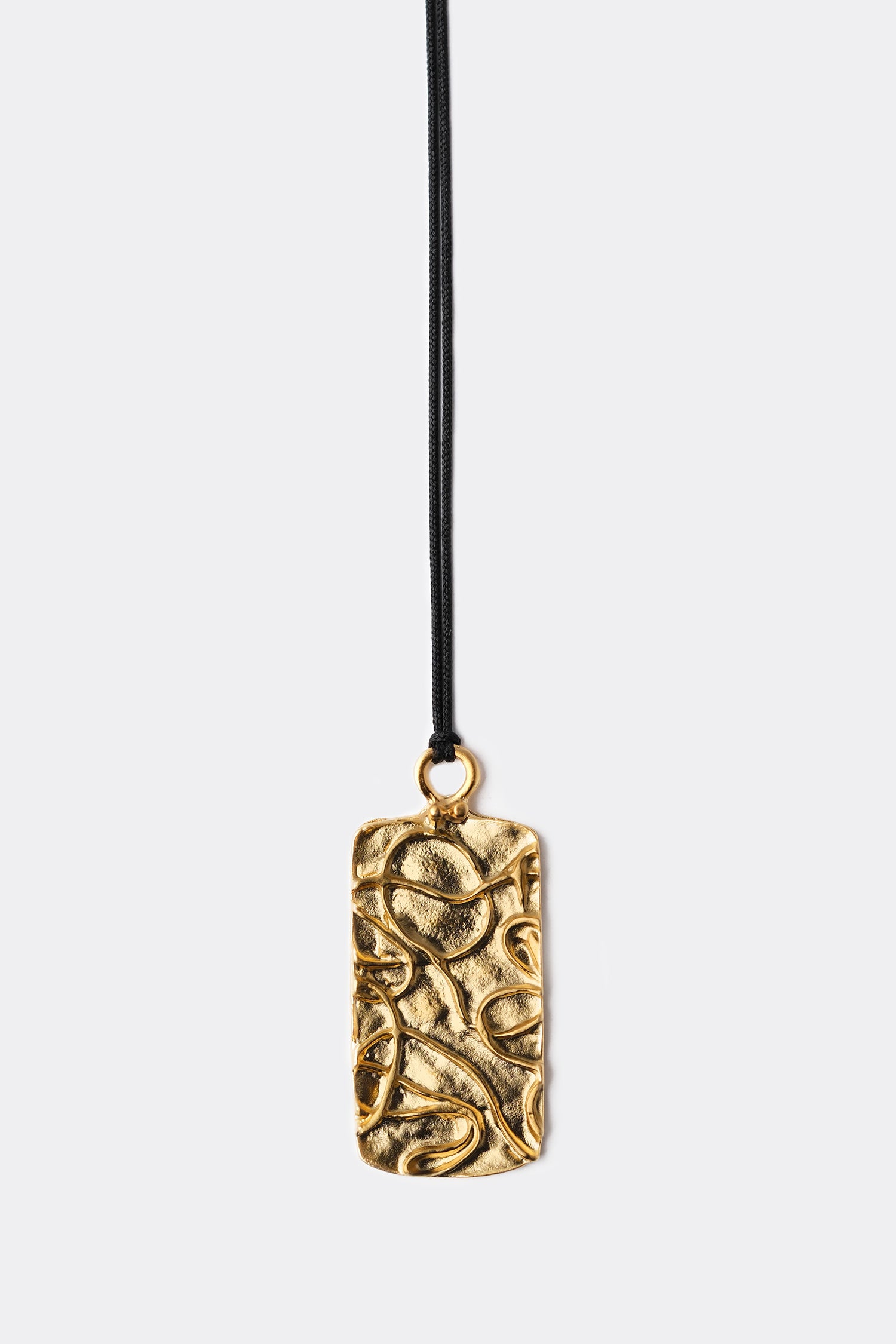 LAKHESIS BLACK NECKLACE