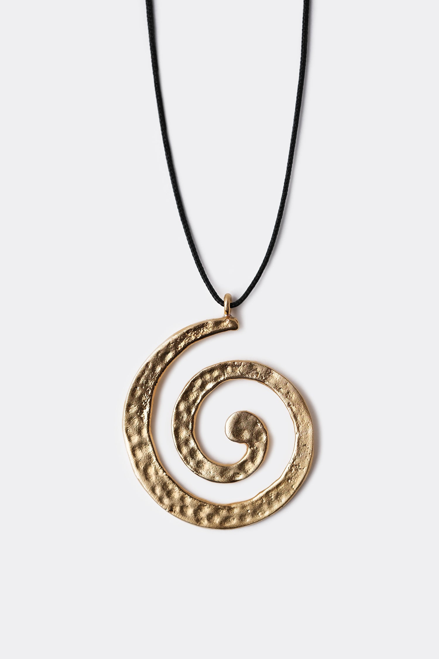 LETICIA BLACK NECKLACE