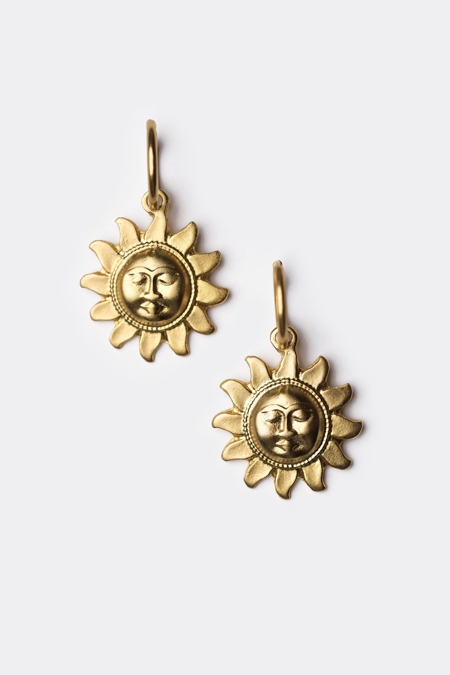 MITHRA EARRING