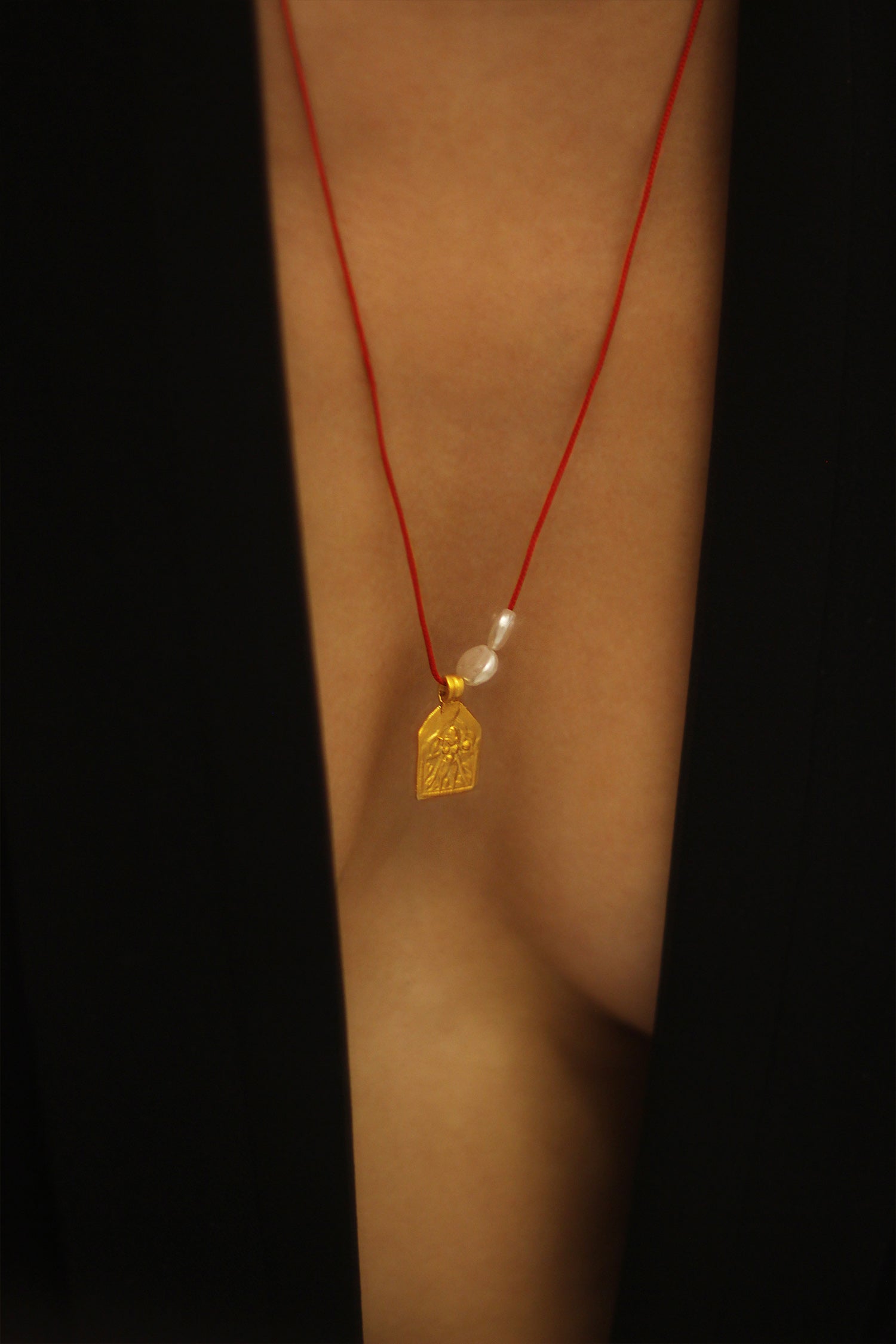 OLWEN RED NECKLACE