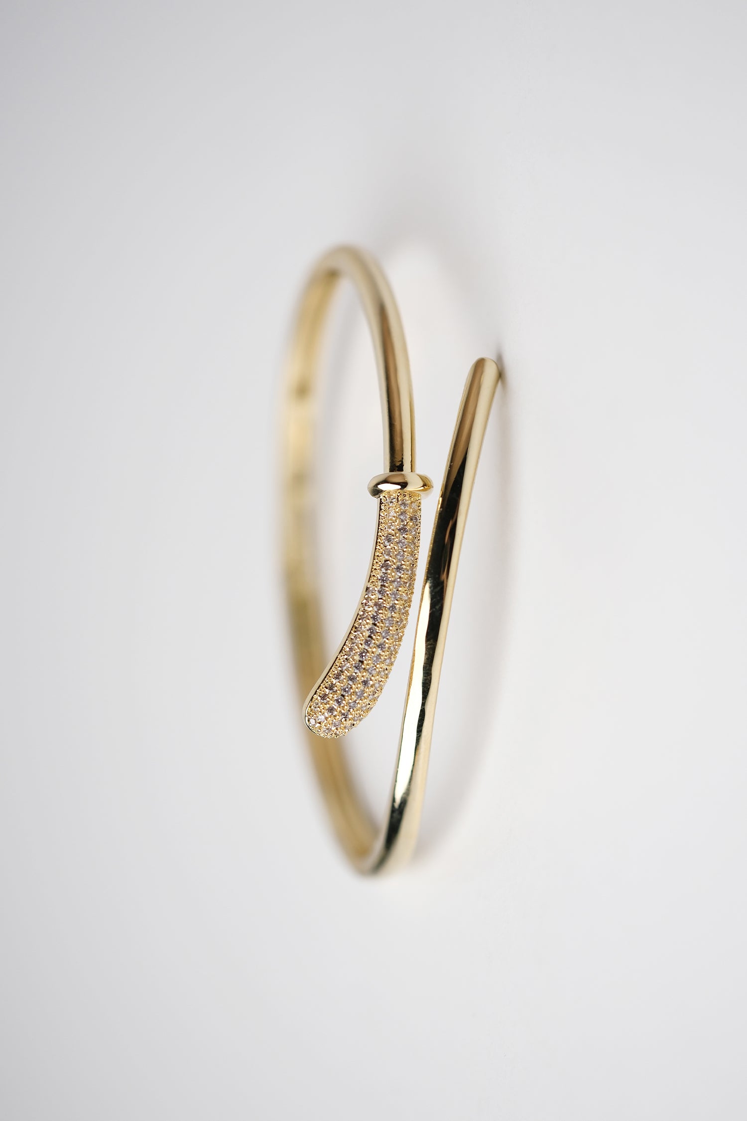 ZALYRIN GOLD BRACELET