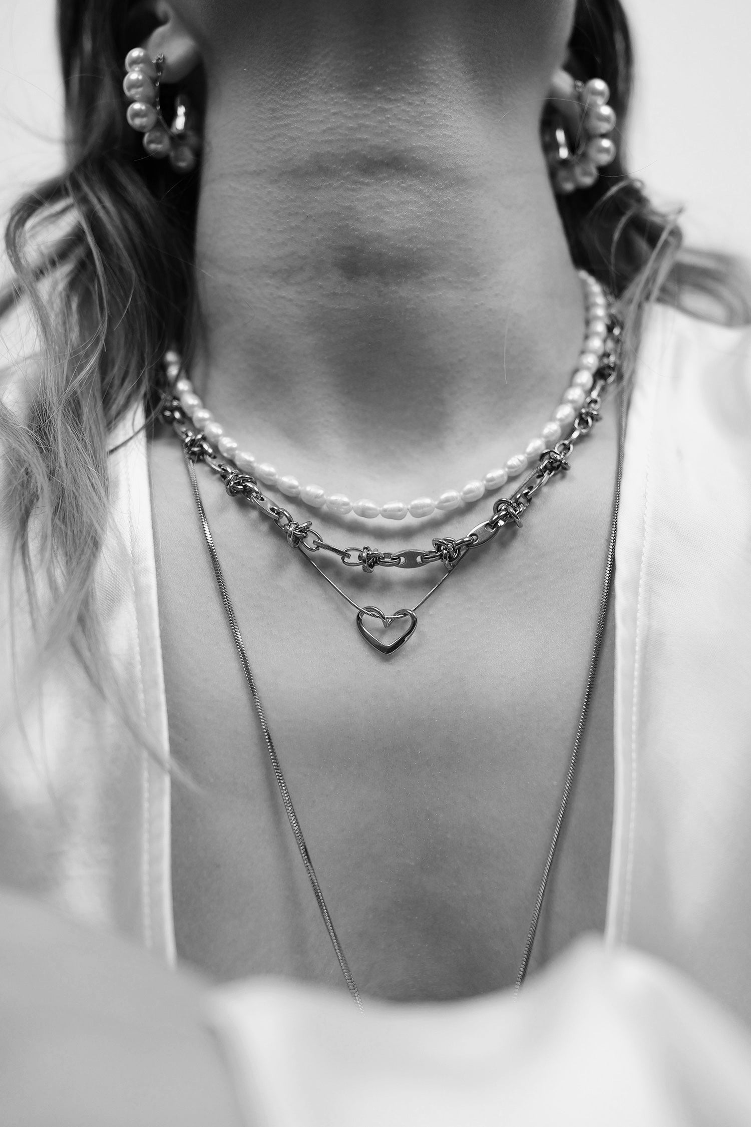 CATANITUS SILVER NECKLACE