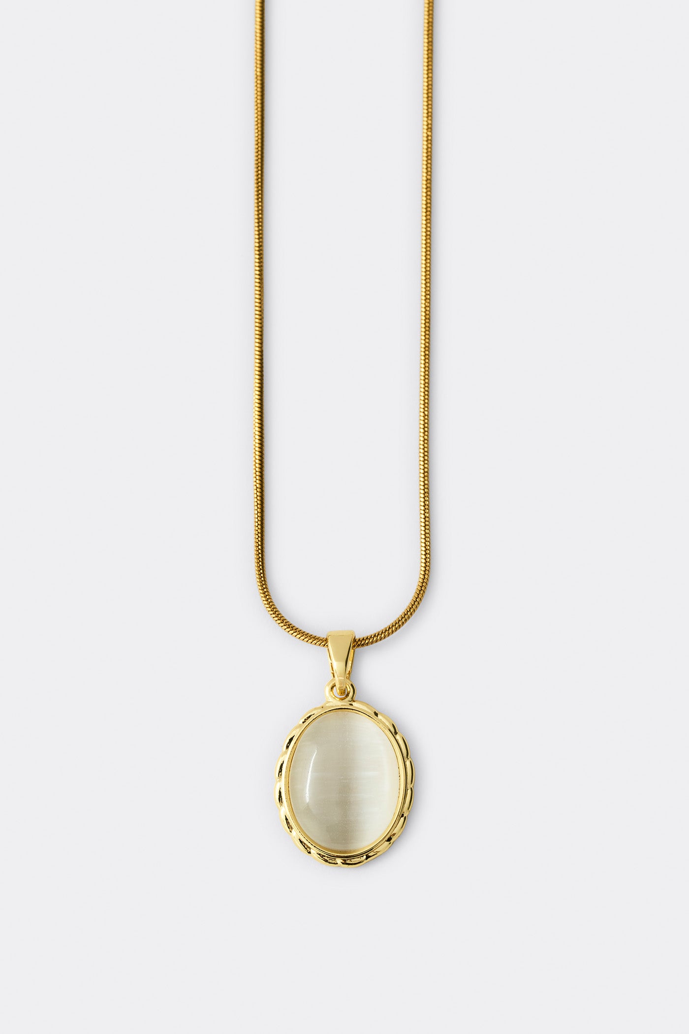 EUDORA WHITE NECKLACE