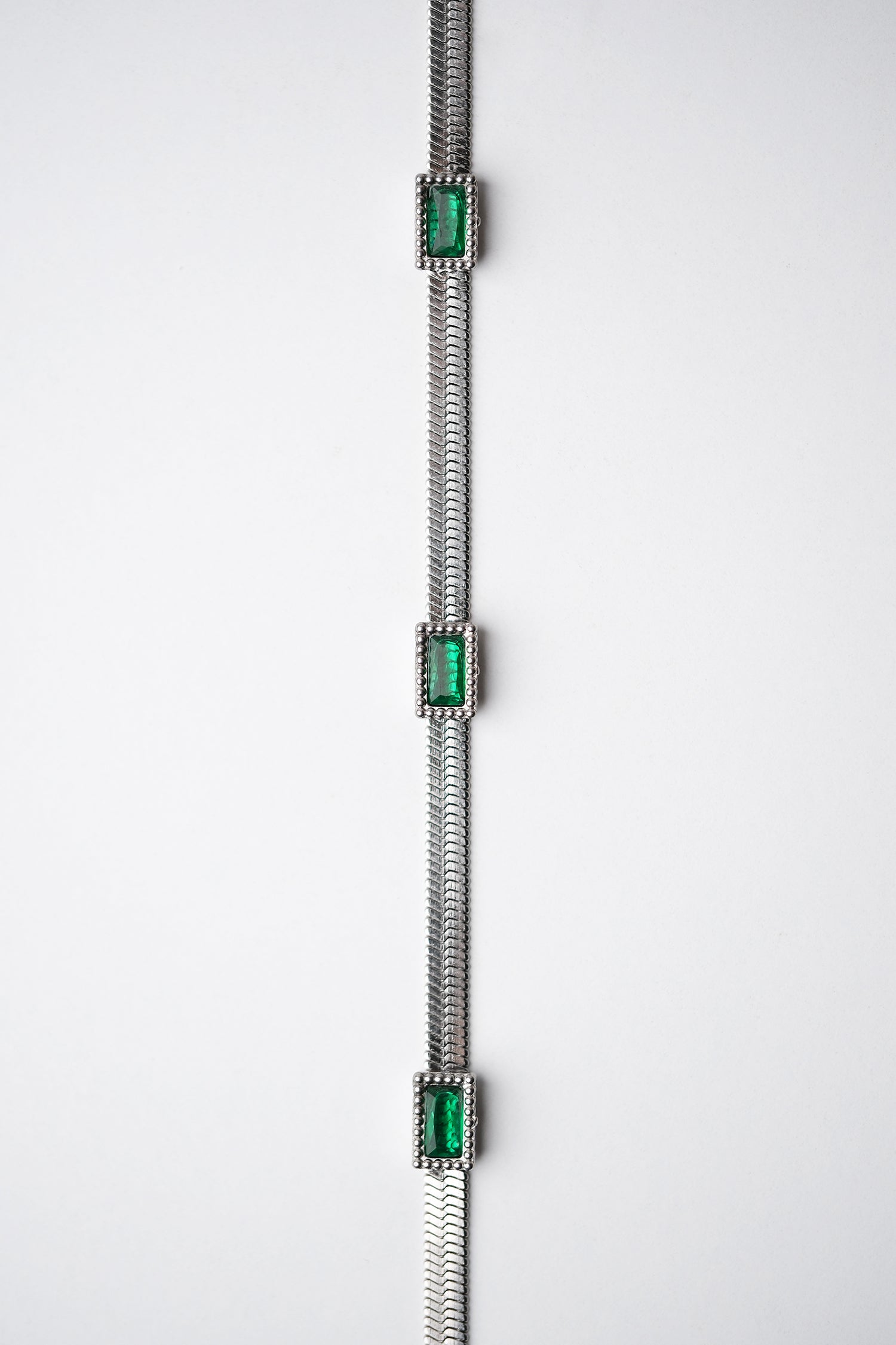 KALLISTO SILVER NECKLACE