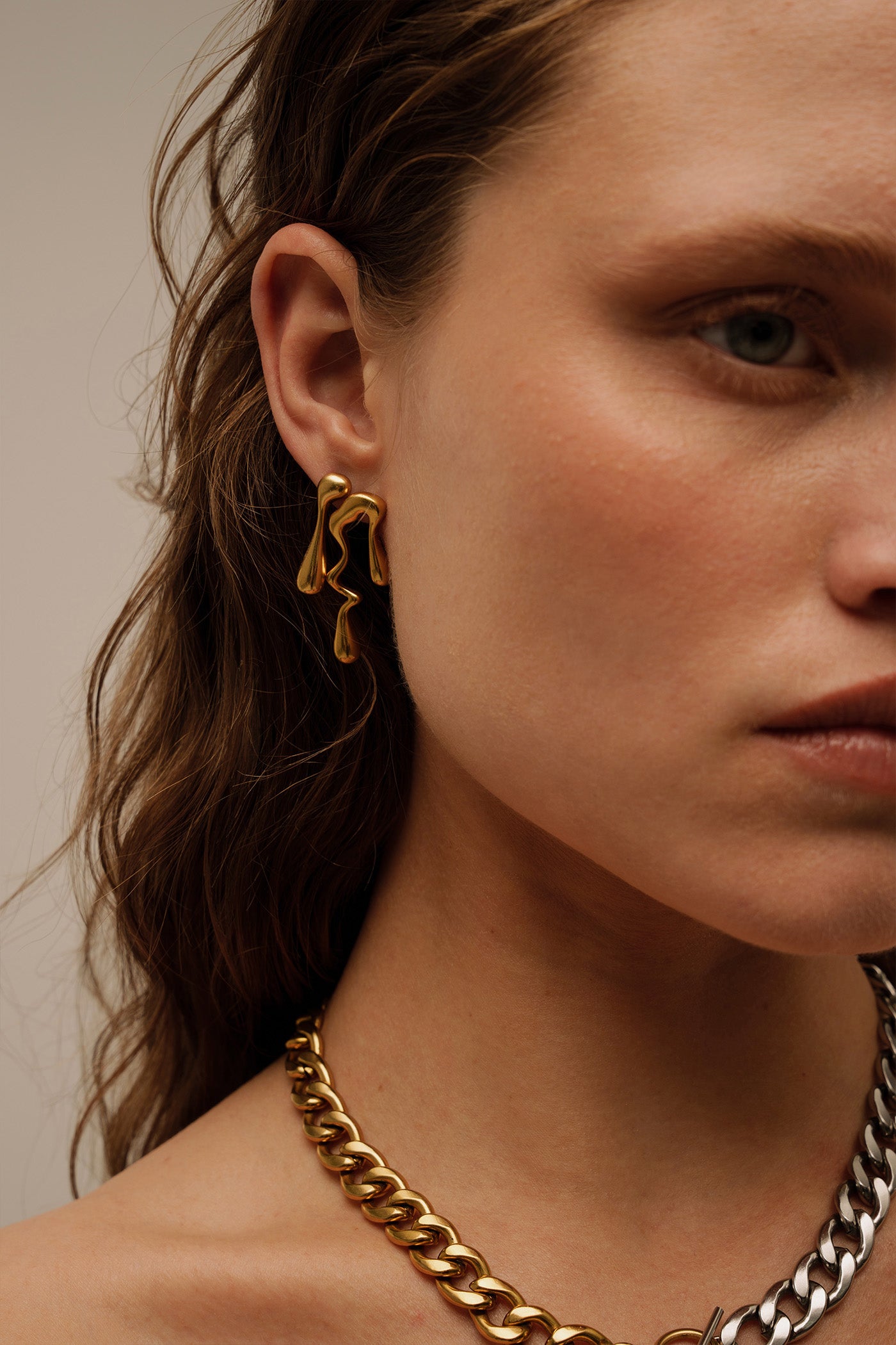 KLYMENE GOLD EARRING