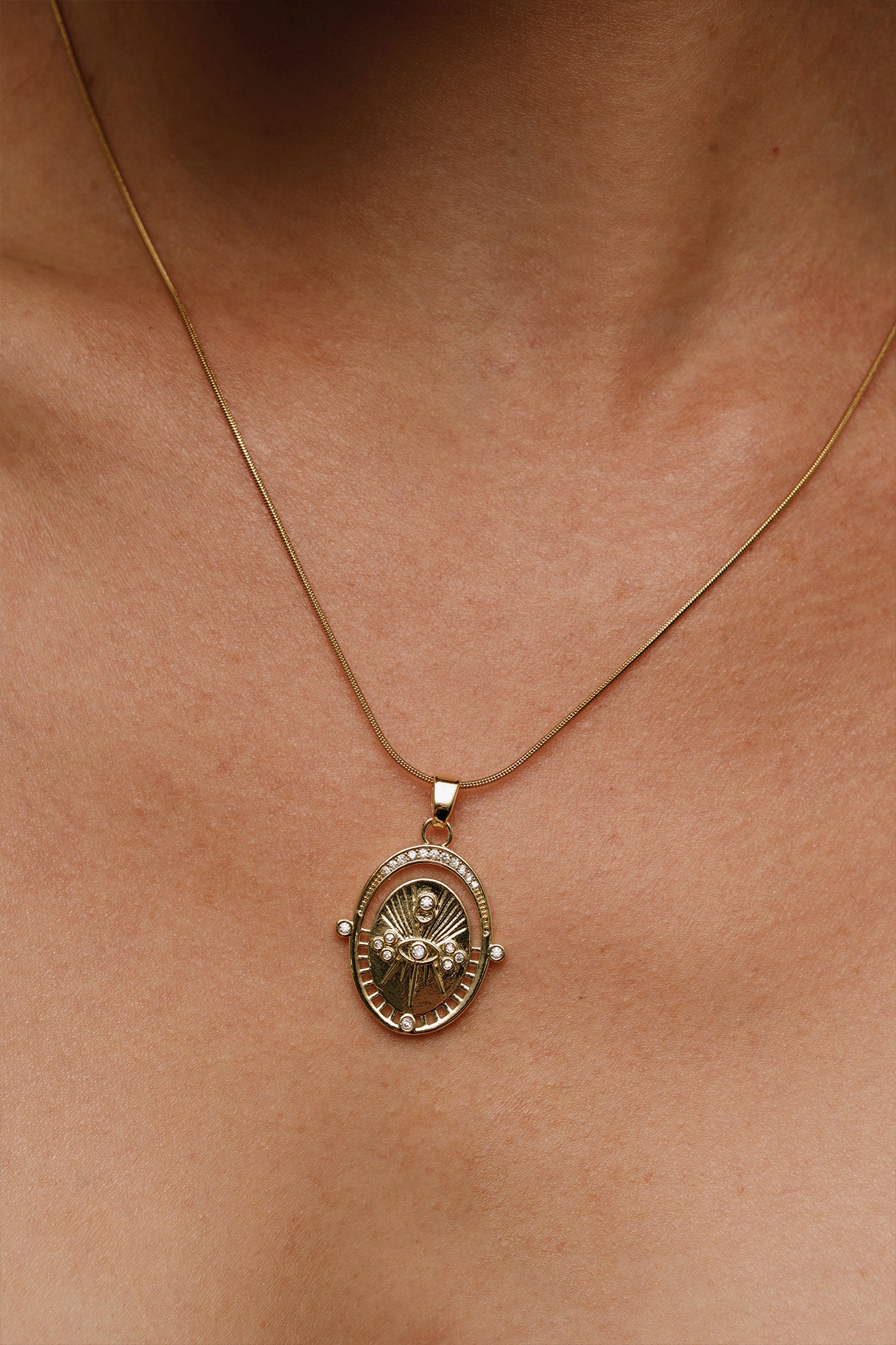 LUCERO NECKLACE