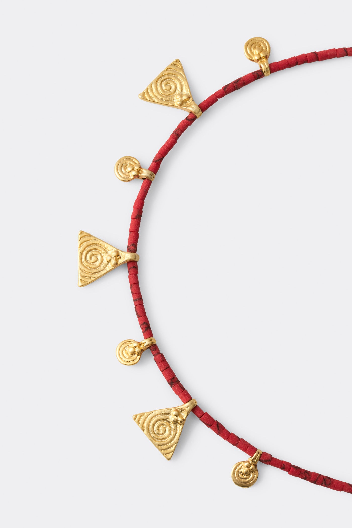 MRINAL RED NECKLACE