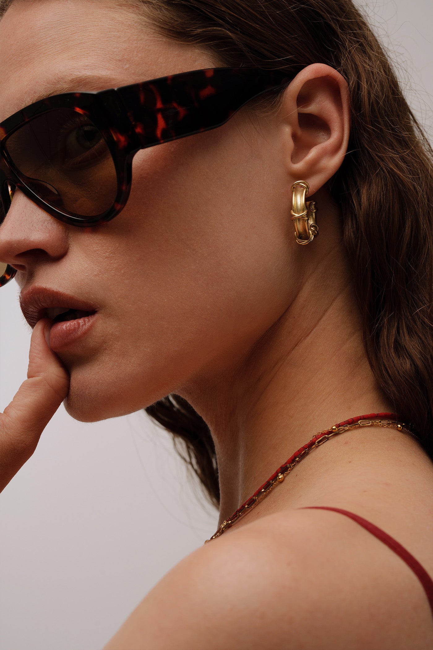 NOHEA EARRING