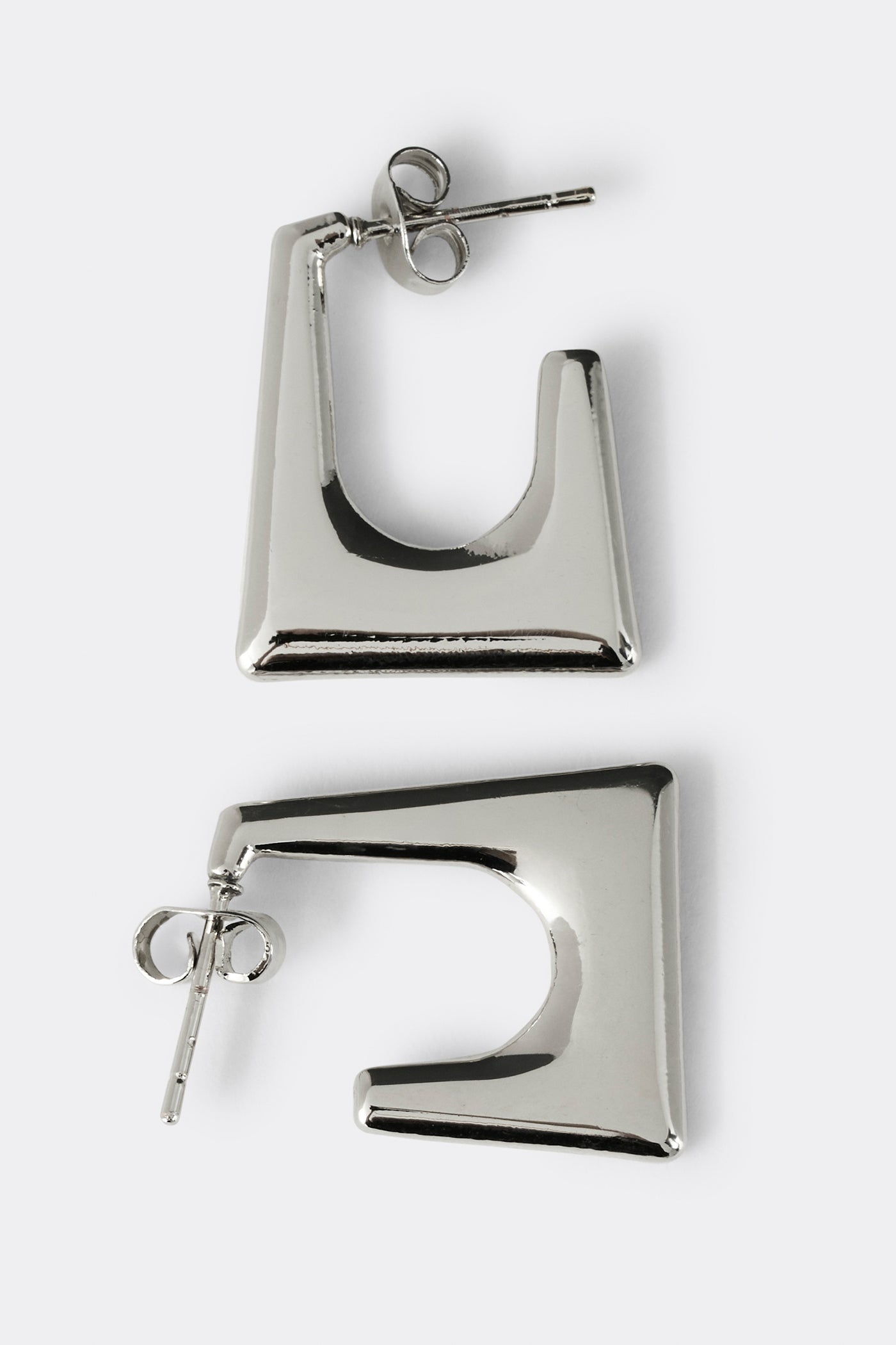 QAMAR SILVER EARRING