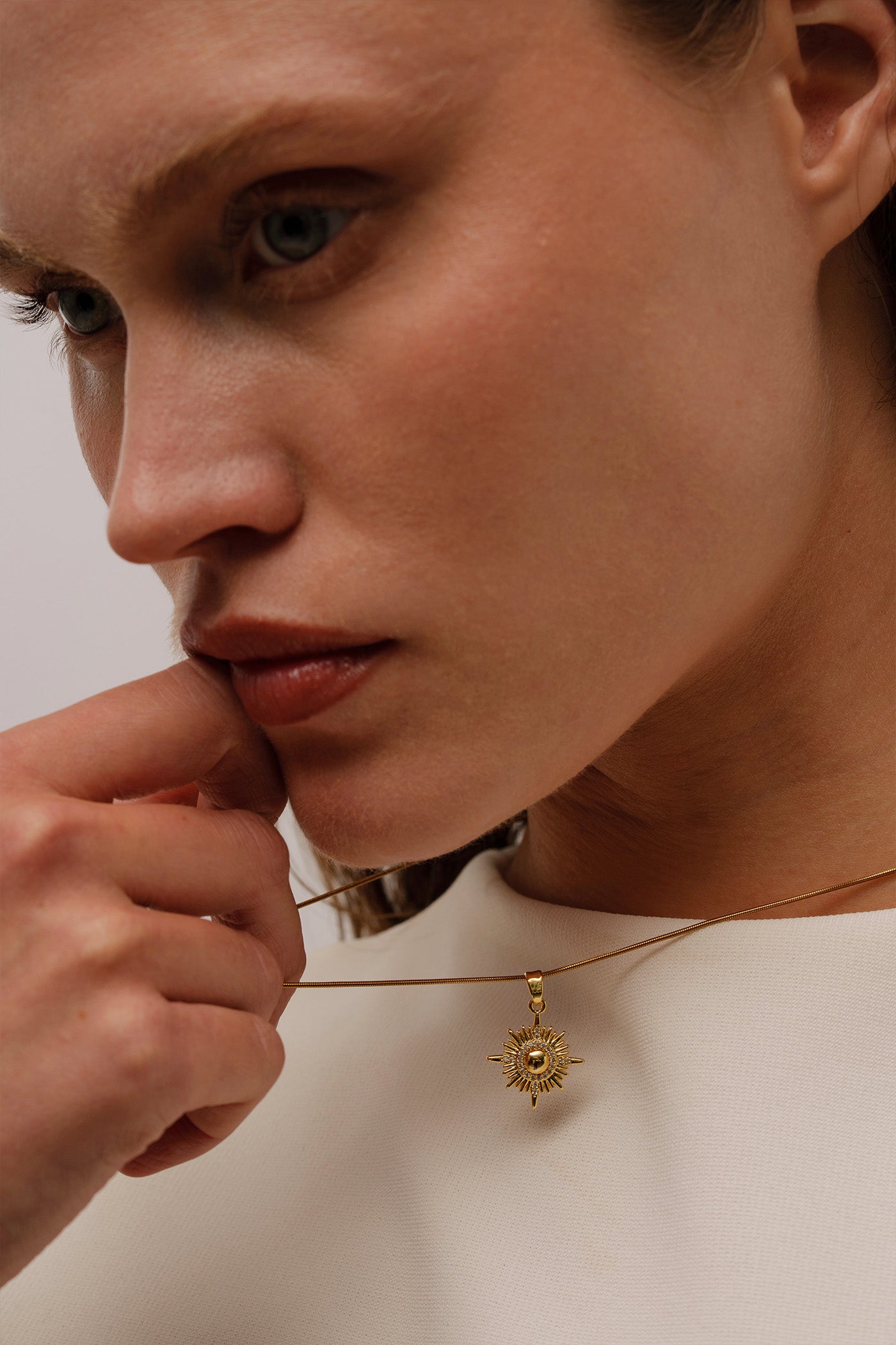 SUNNIVA NECKLACE