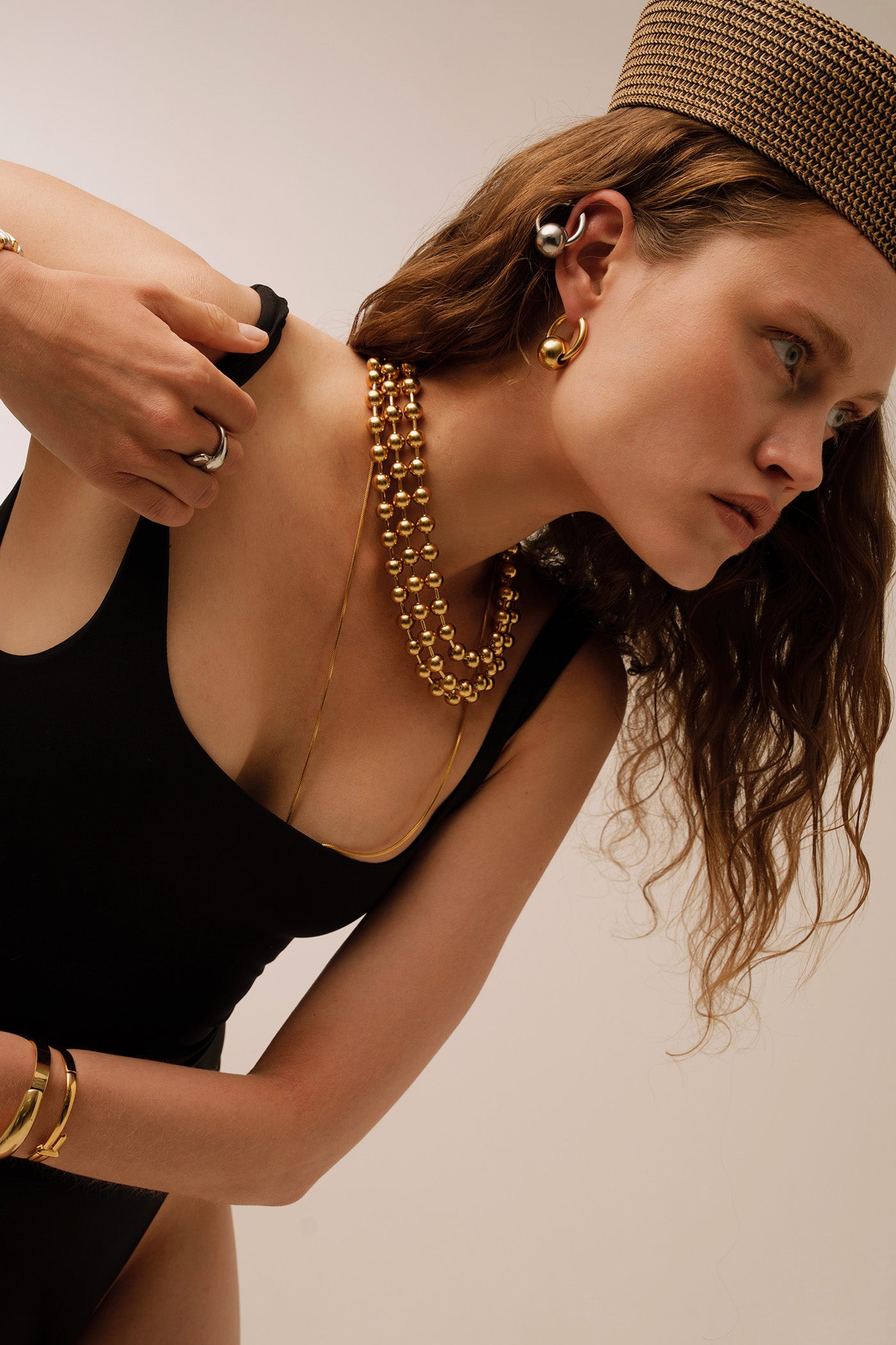 VAELIS NECKLACE