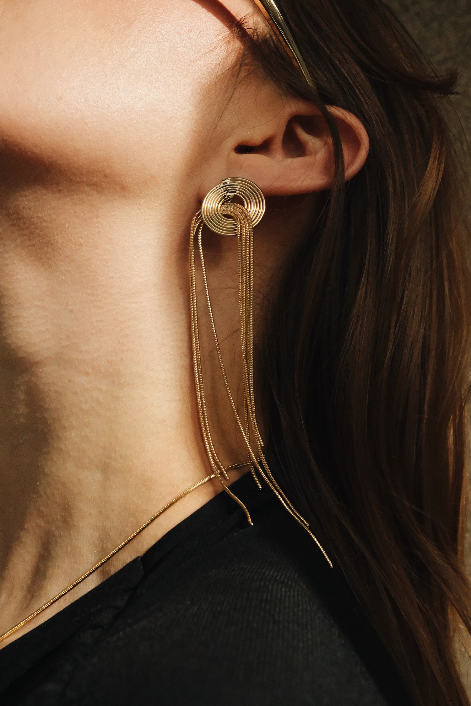 VIRYONAE GOLD EARRING